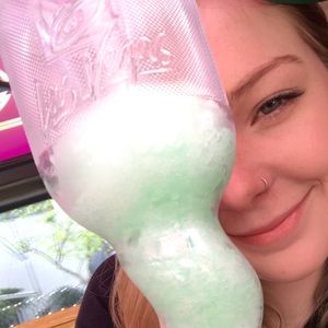 Meet your Posher, Rebecca